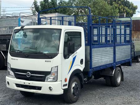 Xe tải Nissan 1.99 tấn – NS200 thùng bạt 4