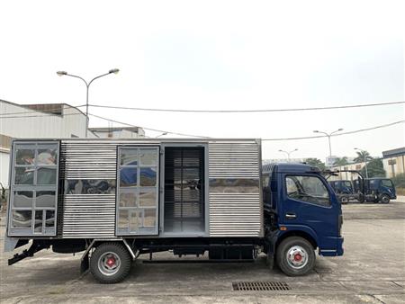 Xe tải Nissan 5.25 tấn  – K6 thùng kín 3