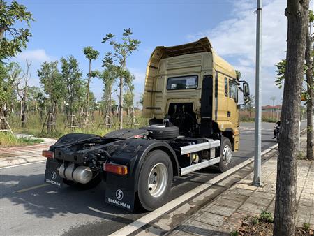 Xe đầu kéo 4x2 H3000S